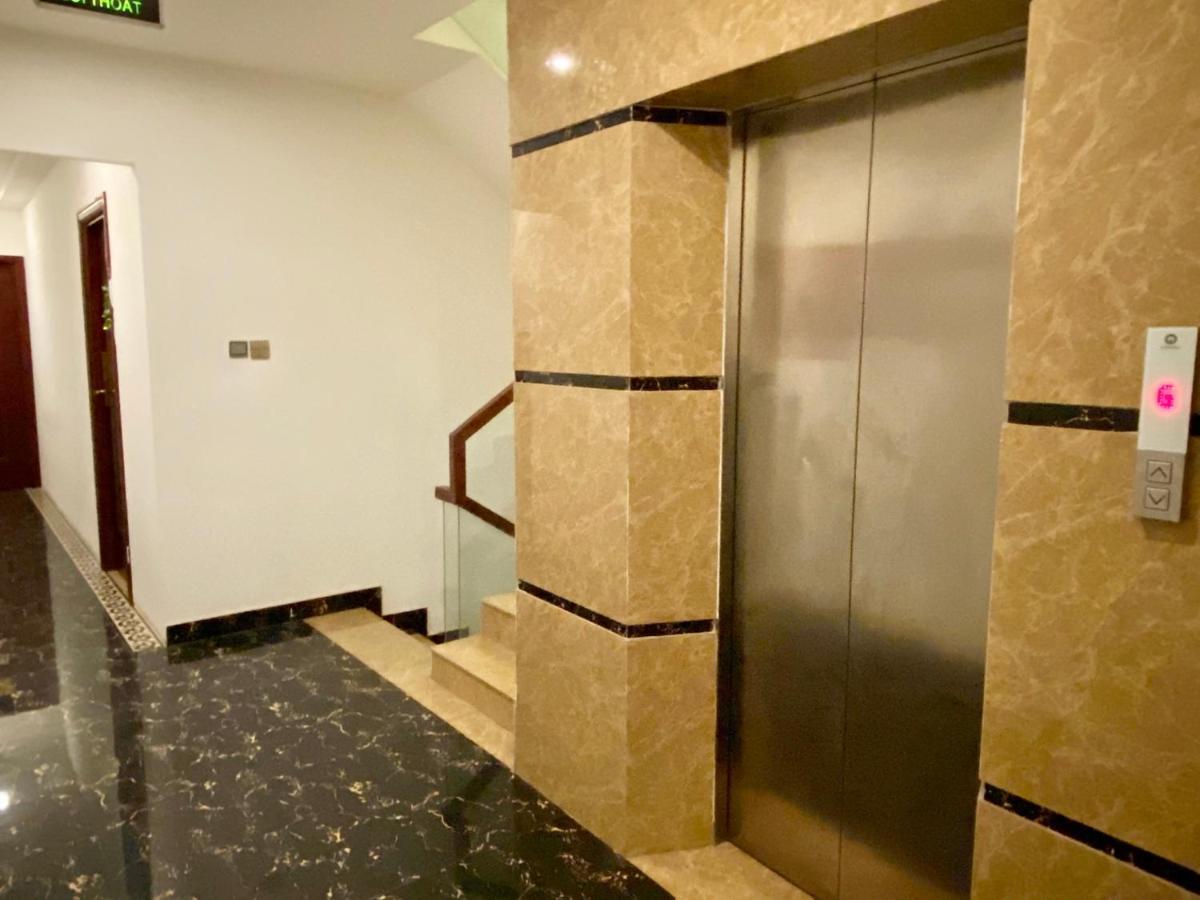 Spring Airport Hotel Ho Chi Minh City Exterior photo