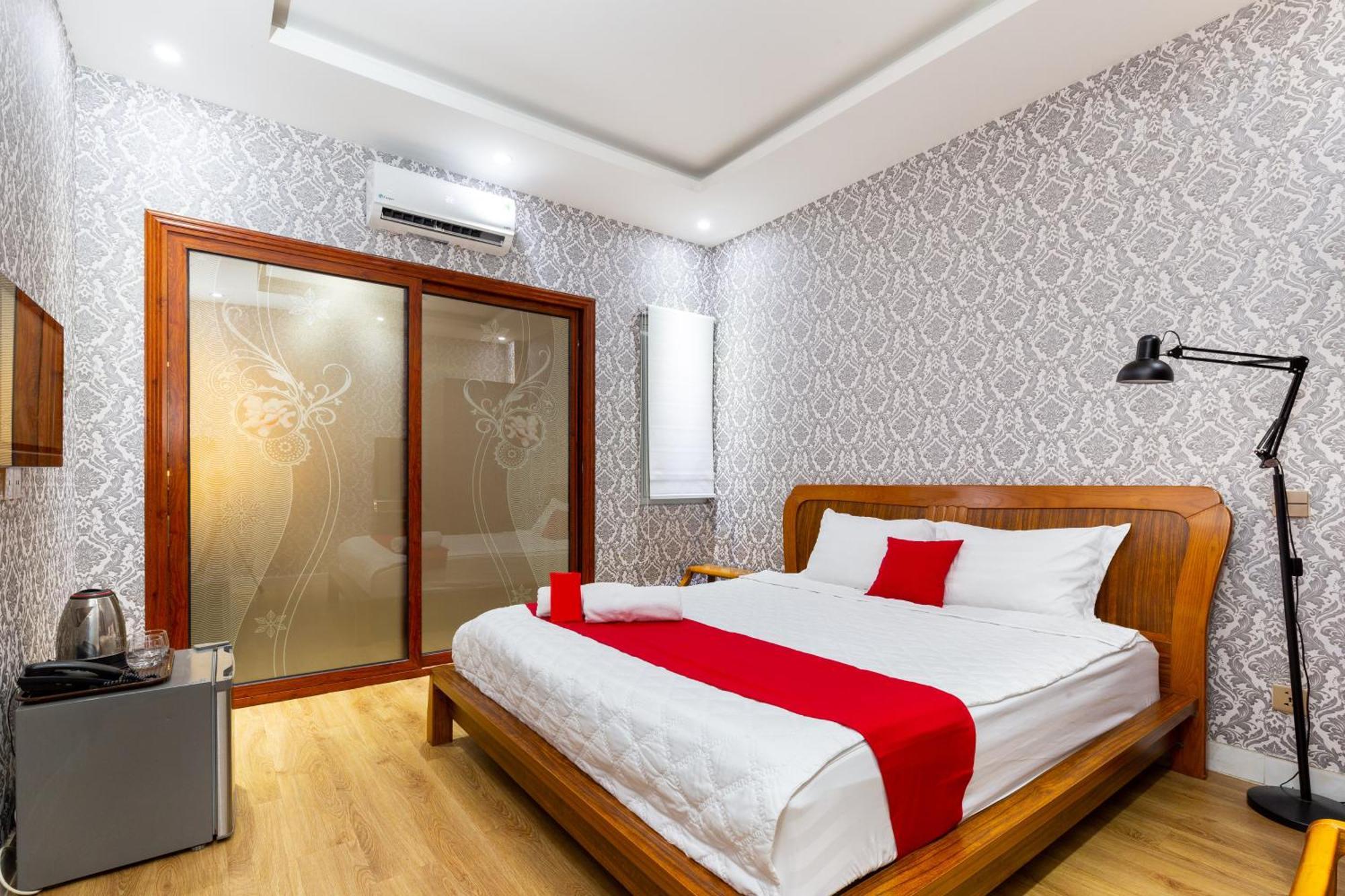 Spring Airport Hotel Ho Chi Minh City Exterior photo